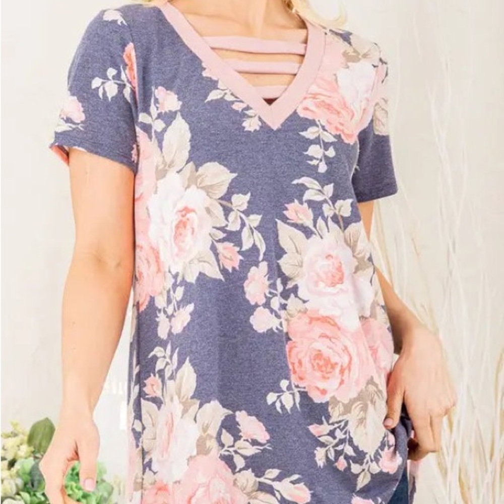 Blue and pink floral v neck-Heimish